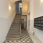 Sottosopra Apartman Trieszt